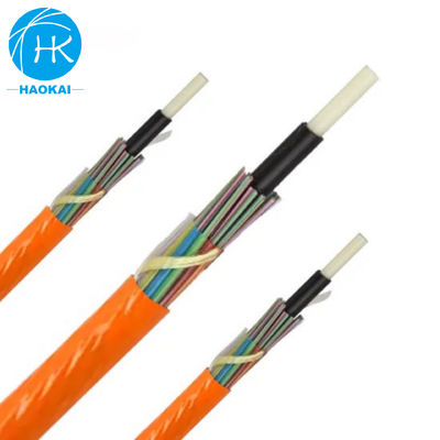 Instalação subterrânea de cabos de fibra óptica de micro núcleo